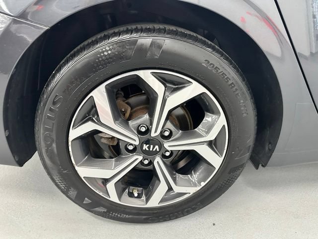 Used 2019 Kia Forte LXS FWD image 19