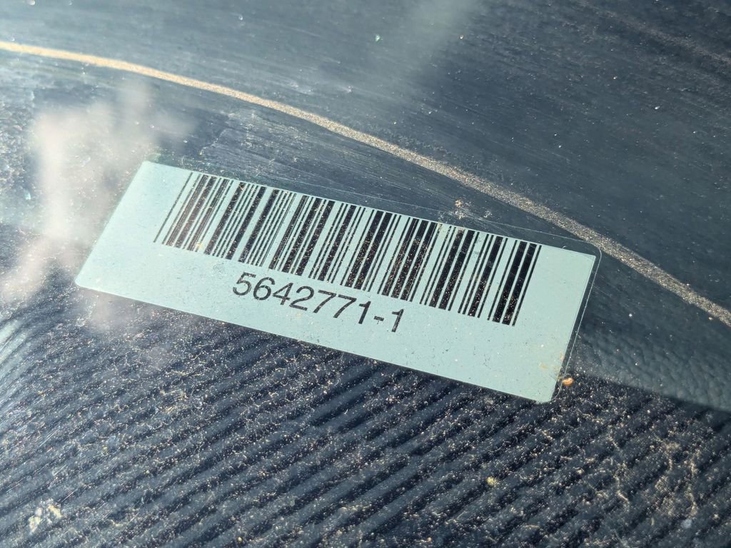 Used 2025 Jeep Compass Trailhawk image 29