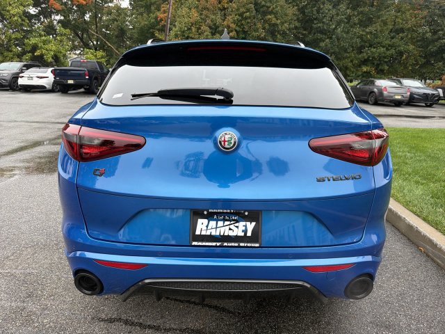 Used 2023 Alfa Romeo Stelvio Estrema AWD/4WD image 26