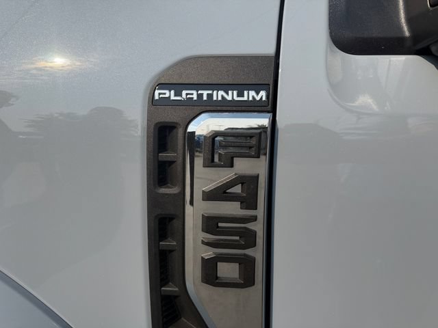 Used 2025 Ford F450 Platinum w/ Platinum Plus Package AWD/4WD image 25