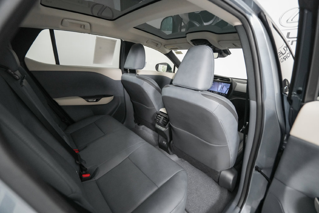 Certified 2024 Lexus RZ 300e Premium w/ Accessory Package (Z1) FWD image 18