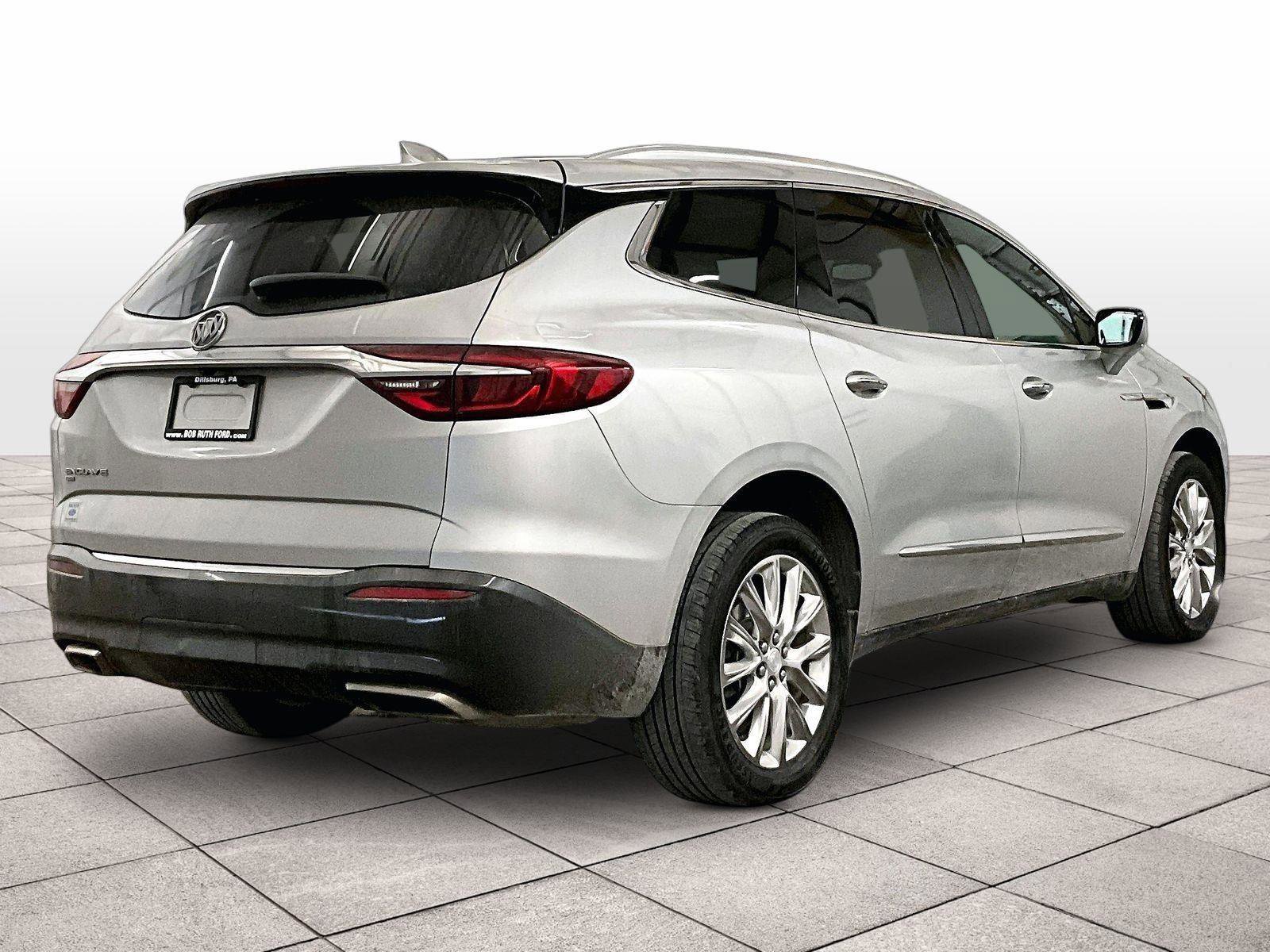Used 2021 Buick Enclave Essence w/ Sound and Sites Package AWD/4WD image 11