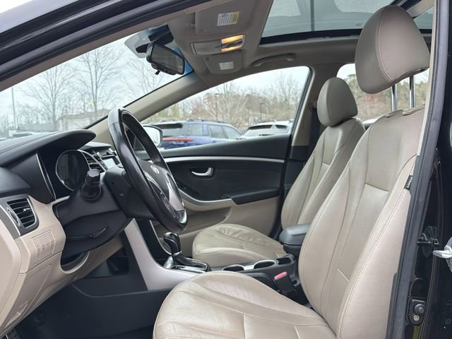 Used 2014 Hyundai Elantra GT w/ Option Group 03 image 8