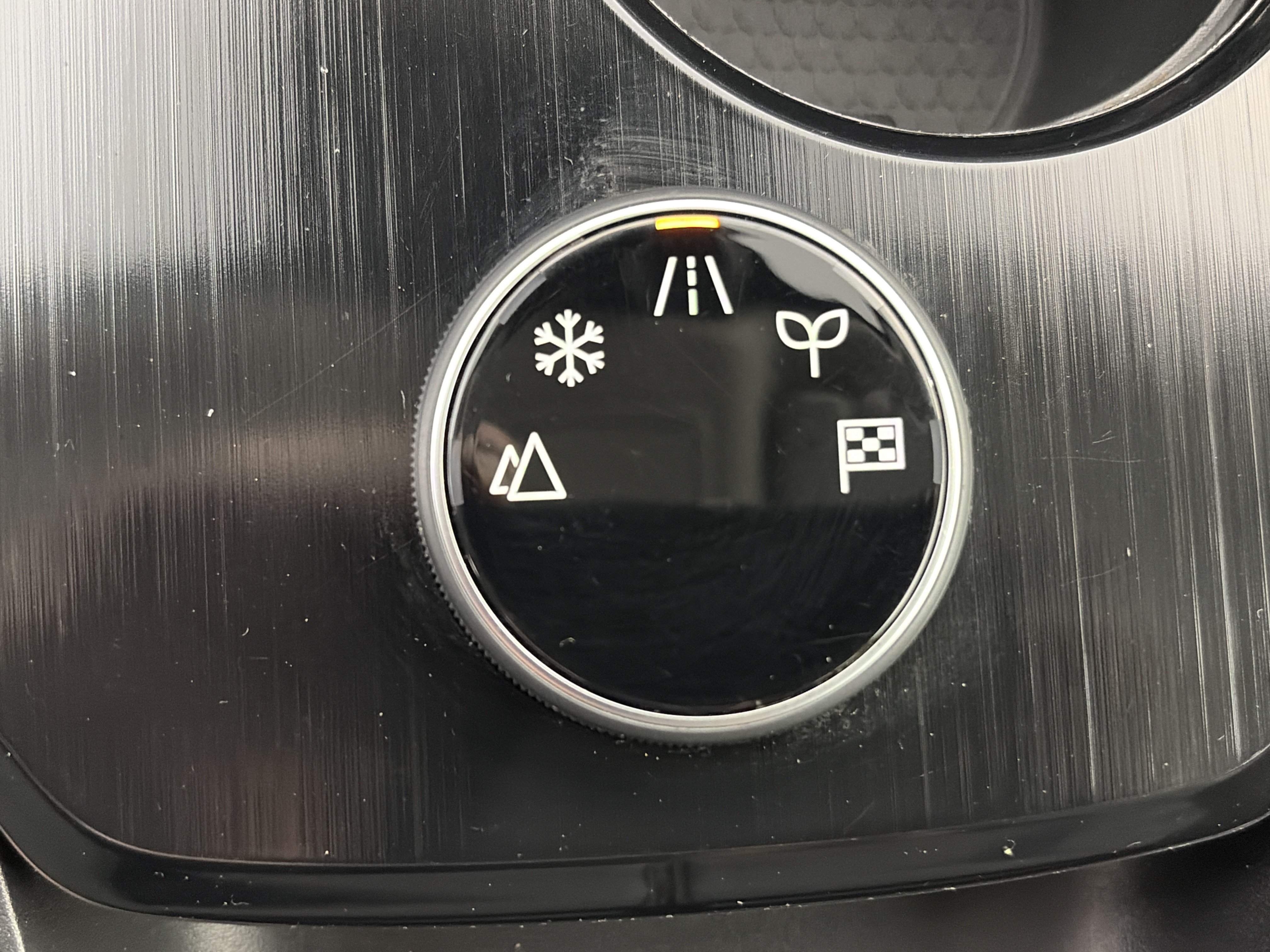 Used 2021 Nissan Rogue S AWD/4WD image 24