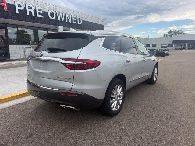 Used 2018 Buick Enclave Essence w/ Trailering Package AWD/4WD image 7