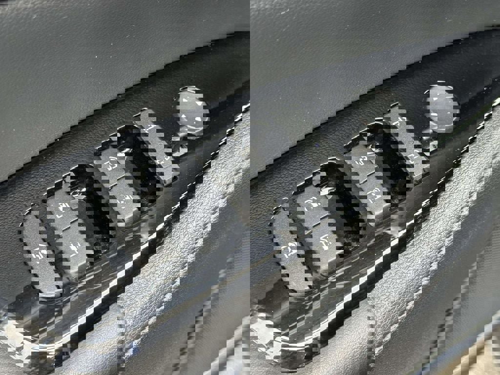 Certified 2023 Kia Sportage X-Line image 16