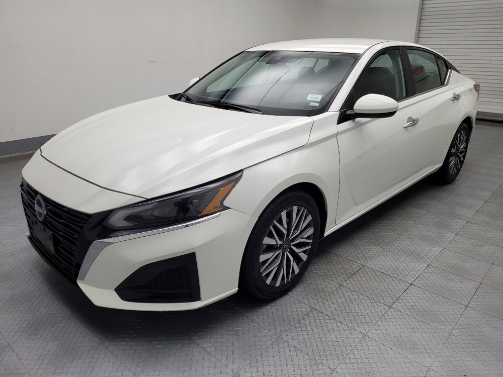 Used 2023 Nissan Altima 2.5 SV image 15