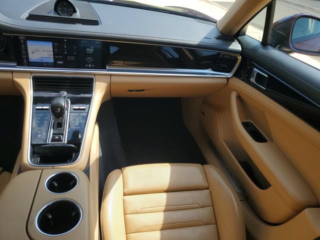 Used 2020 Porsche Panamera 4 AWD/4WD image 40