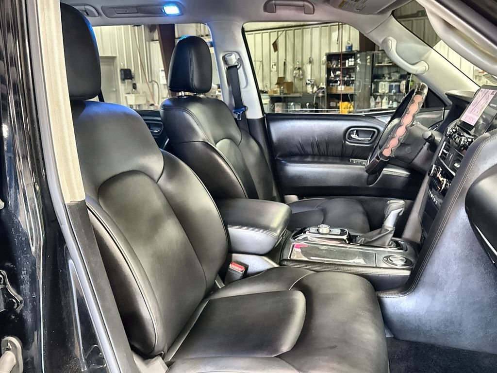Used 2022 Nissan Armada SV w/ SV Appearance Package RWD image 32