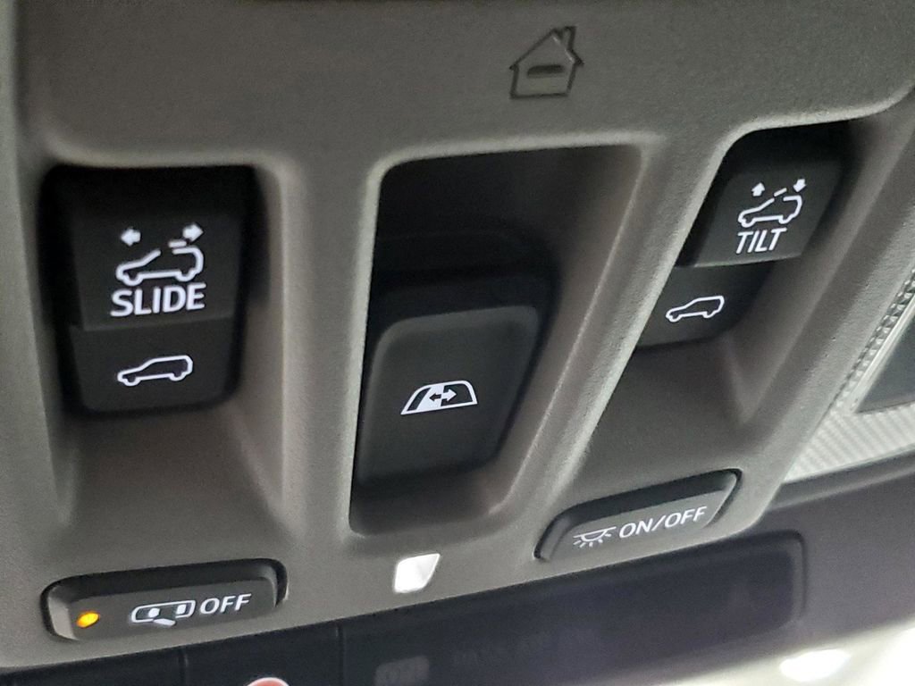 Used 2022 Chevrolet Silverado 1500 LT Trail Boss w/ LT Trail Boss Premium Package image 19