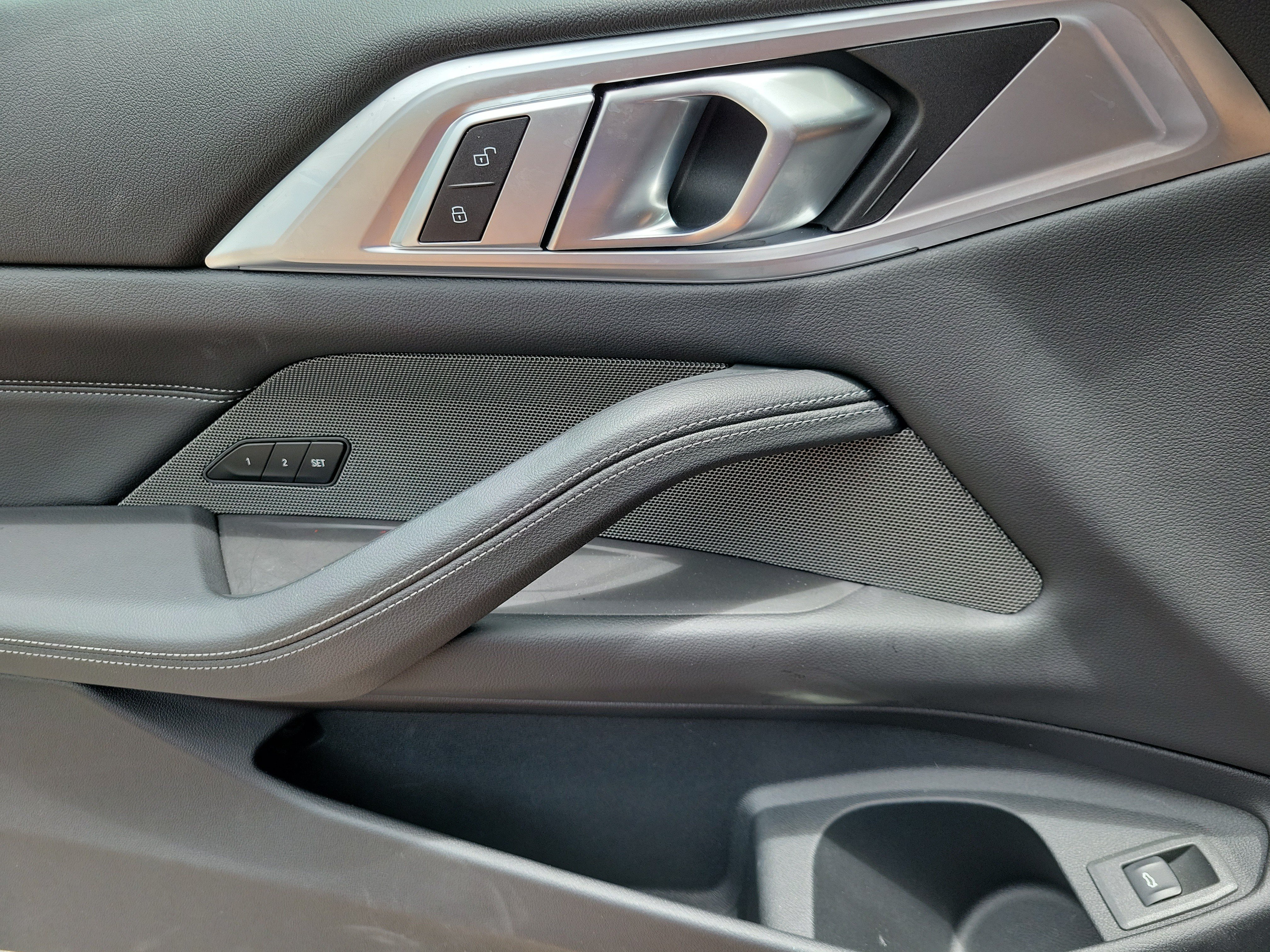 New 2025 BMW 430i Coupe w/ M Sport Package RWD image 12