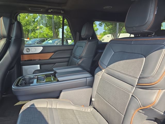 Used 2023 Lincoln Navigator L Black Label AWD/4WD image 23