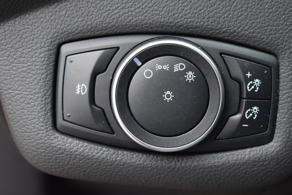 Used 2016 Ford Escape SE w/ Equipment Group 201A image 14