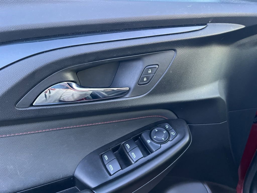 Used 2023 Chevrolet TrailBlazer RS w/ Convenience Package image 8