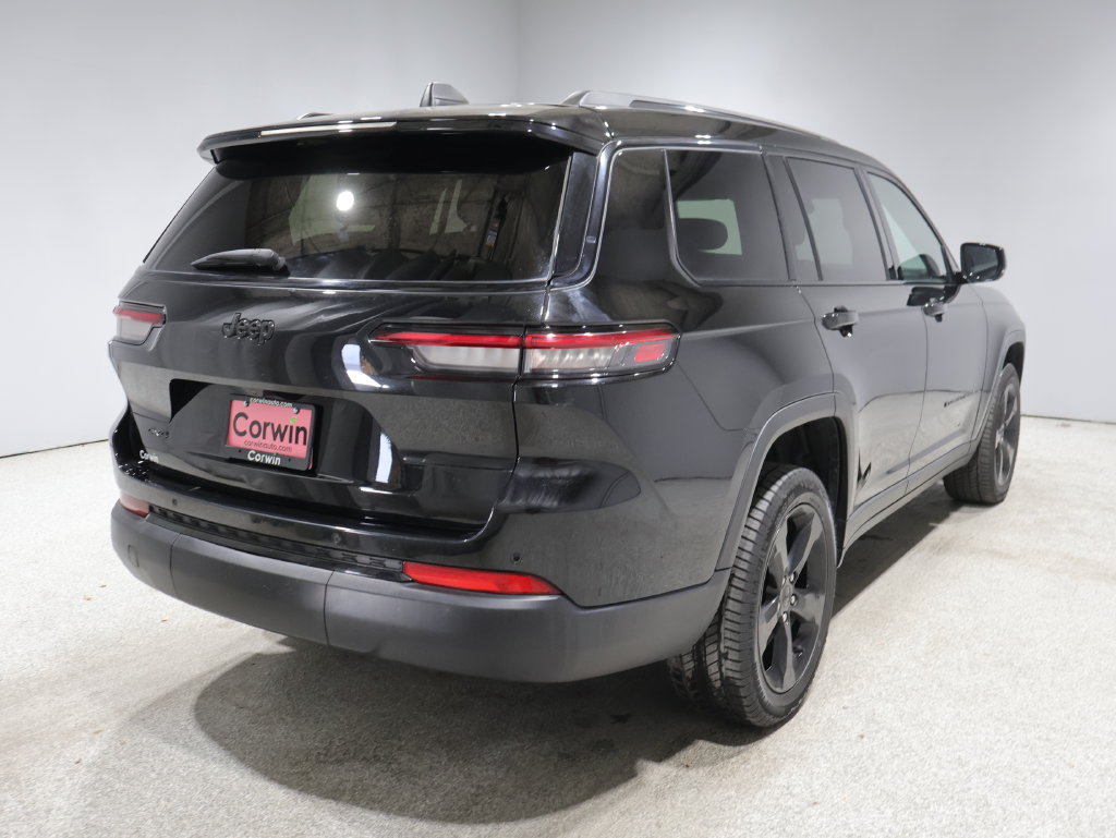 Used 2023 Jeep Grand Cherokee L Laredo AWD/4WD image 2