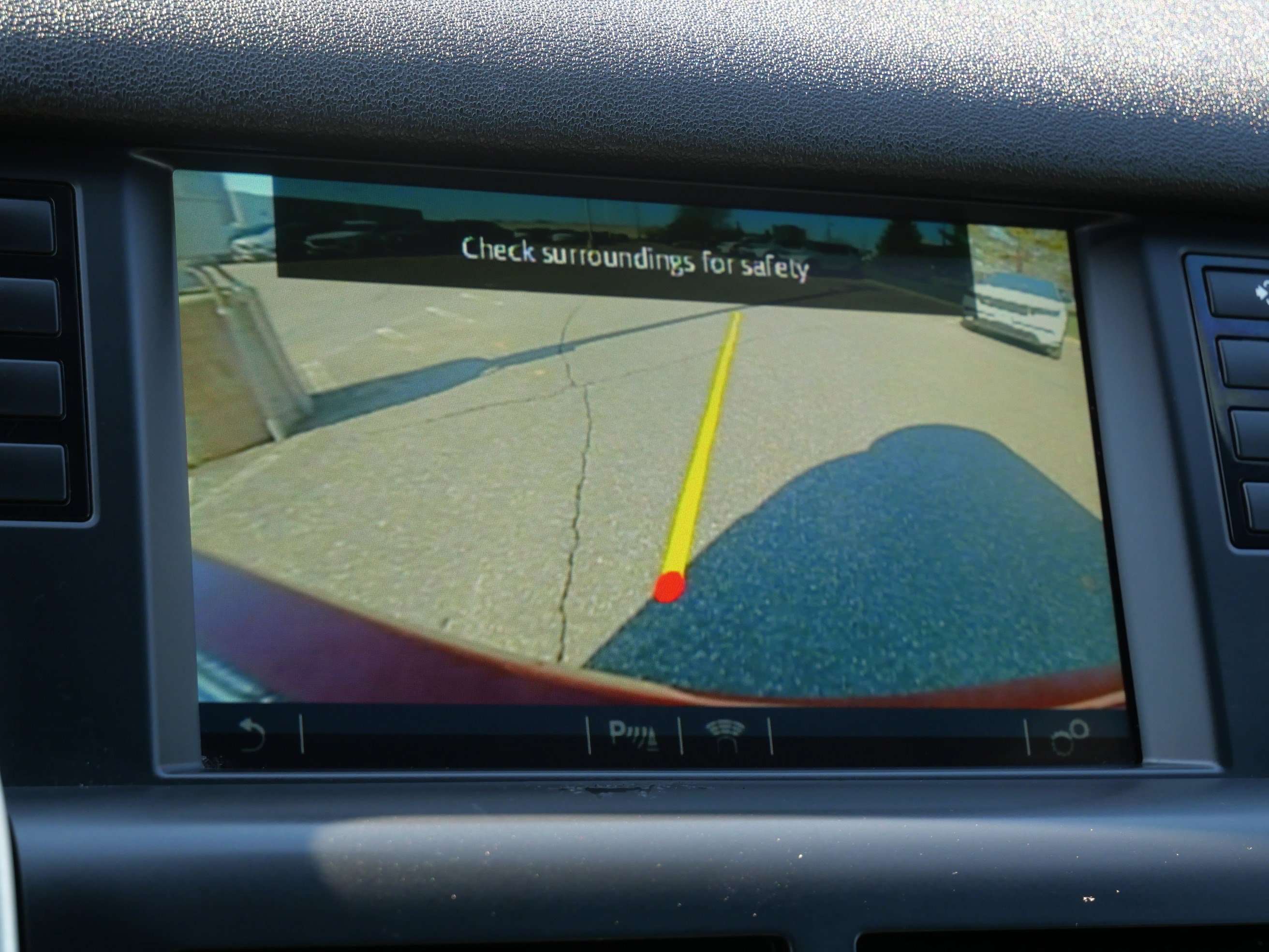 Used 2016 Land Rover Discovery Sport HSE image 34