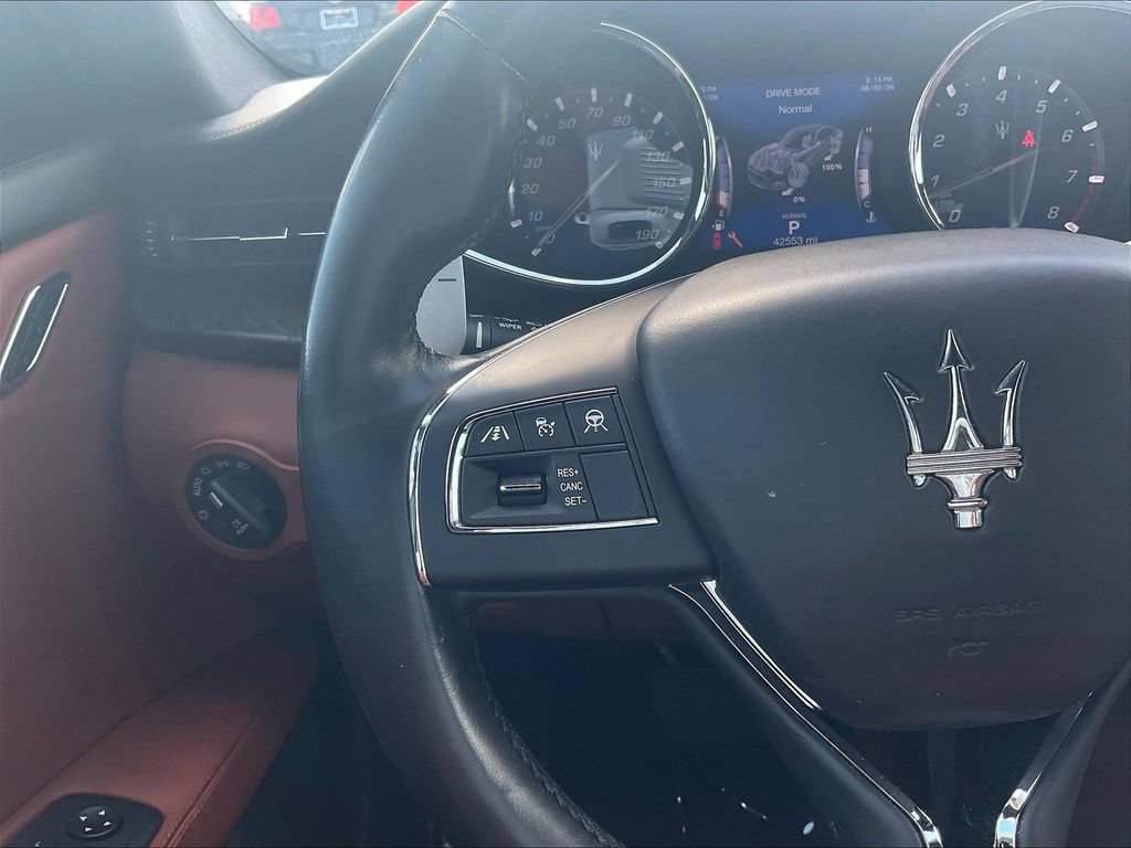 Used 2019 Maserati Quattroporte S Q4 AWD/4WD image 11