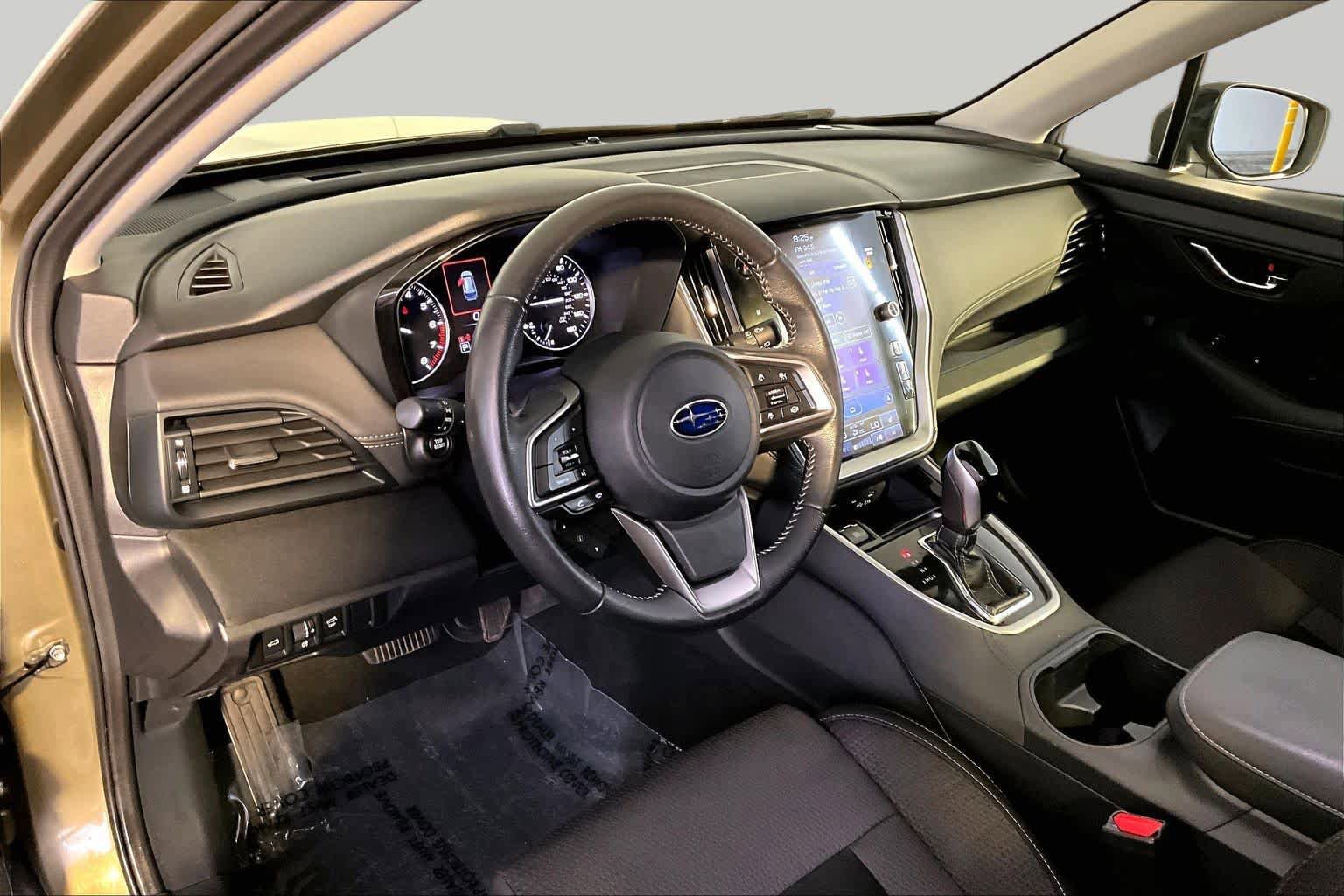 Used 2022 Subaru Outback Premium AWD/4WD image 18