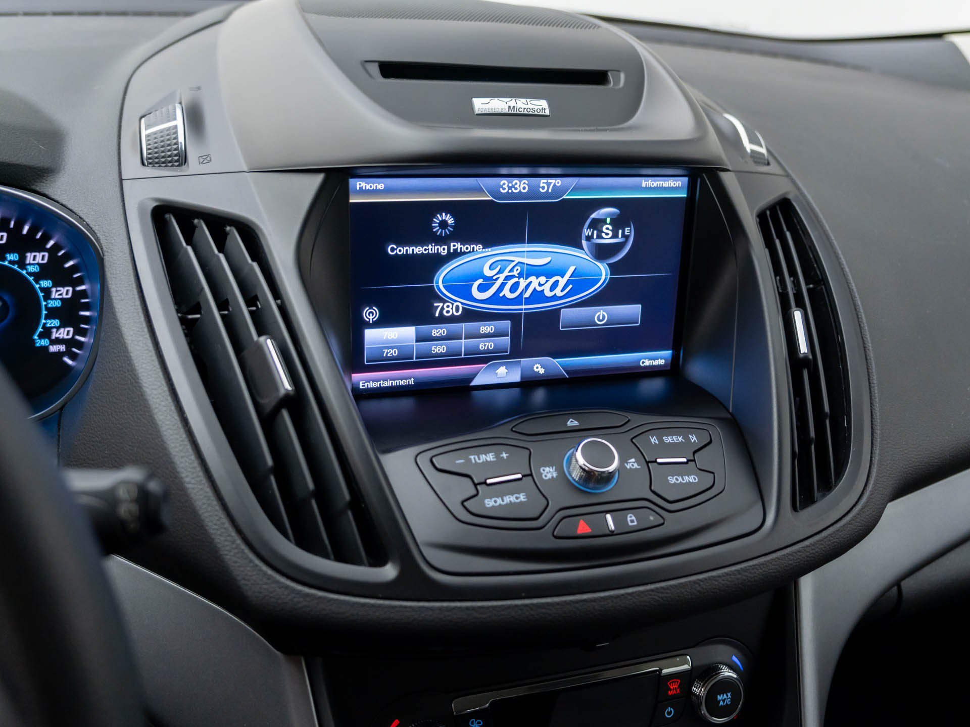 Used 2014 Ford Escape SE w/ Equipment Group 201A AWD/4WD image 25