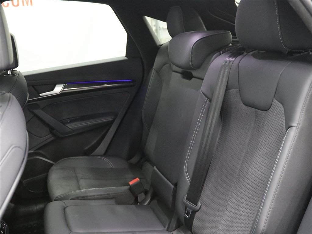 Used 2023 Audi SQ5 Prestige w/ Prestige Package AWD/4WD image 13
