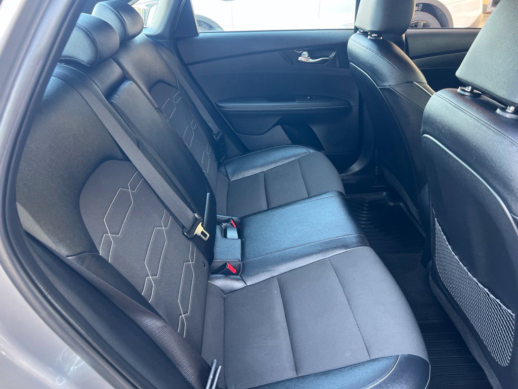 Certified 2024 Kia Forte GT-Line FWD image 12