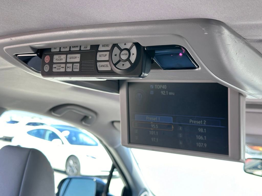 Used 2017 Honda Pilot Touring image 22