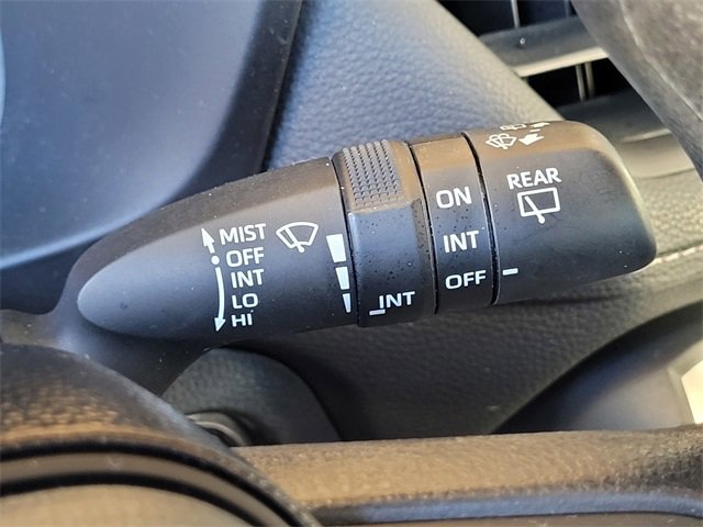 Used 2020 Toyota RAV4 XLE image 31