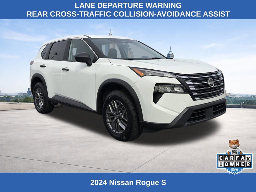 Used 2024 Nissan Rogue S image 7