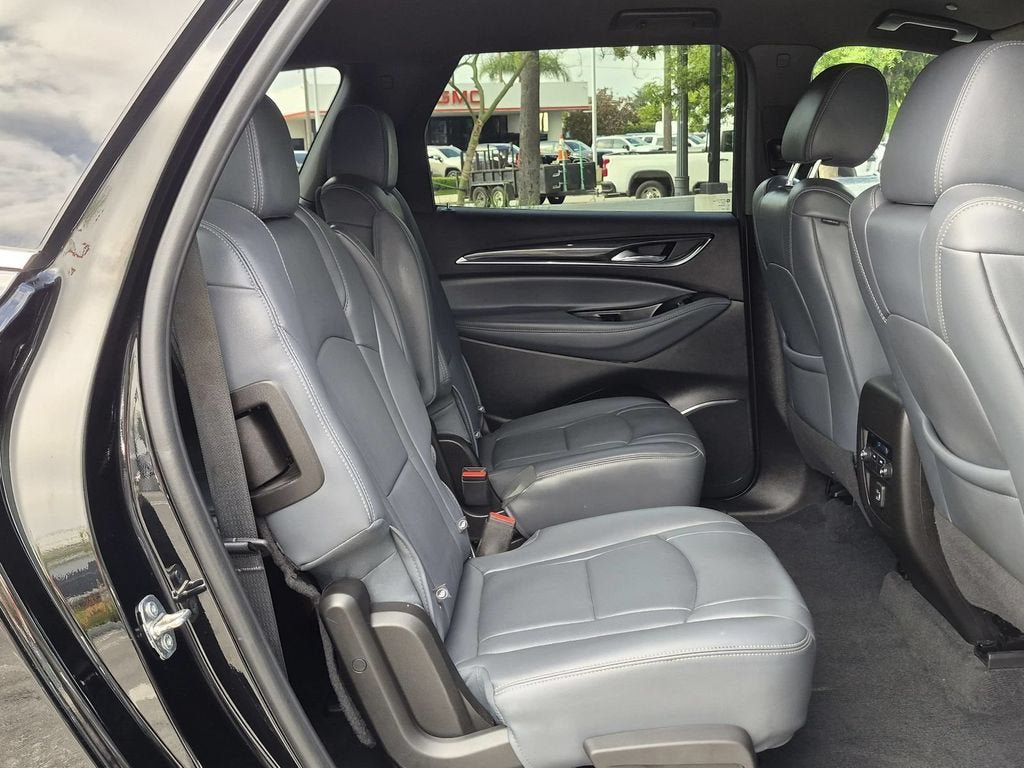 Used 2024 Buick Enclave Essence FWD image 29