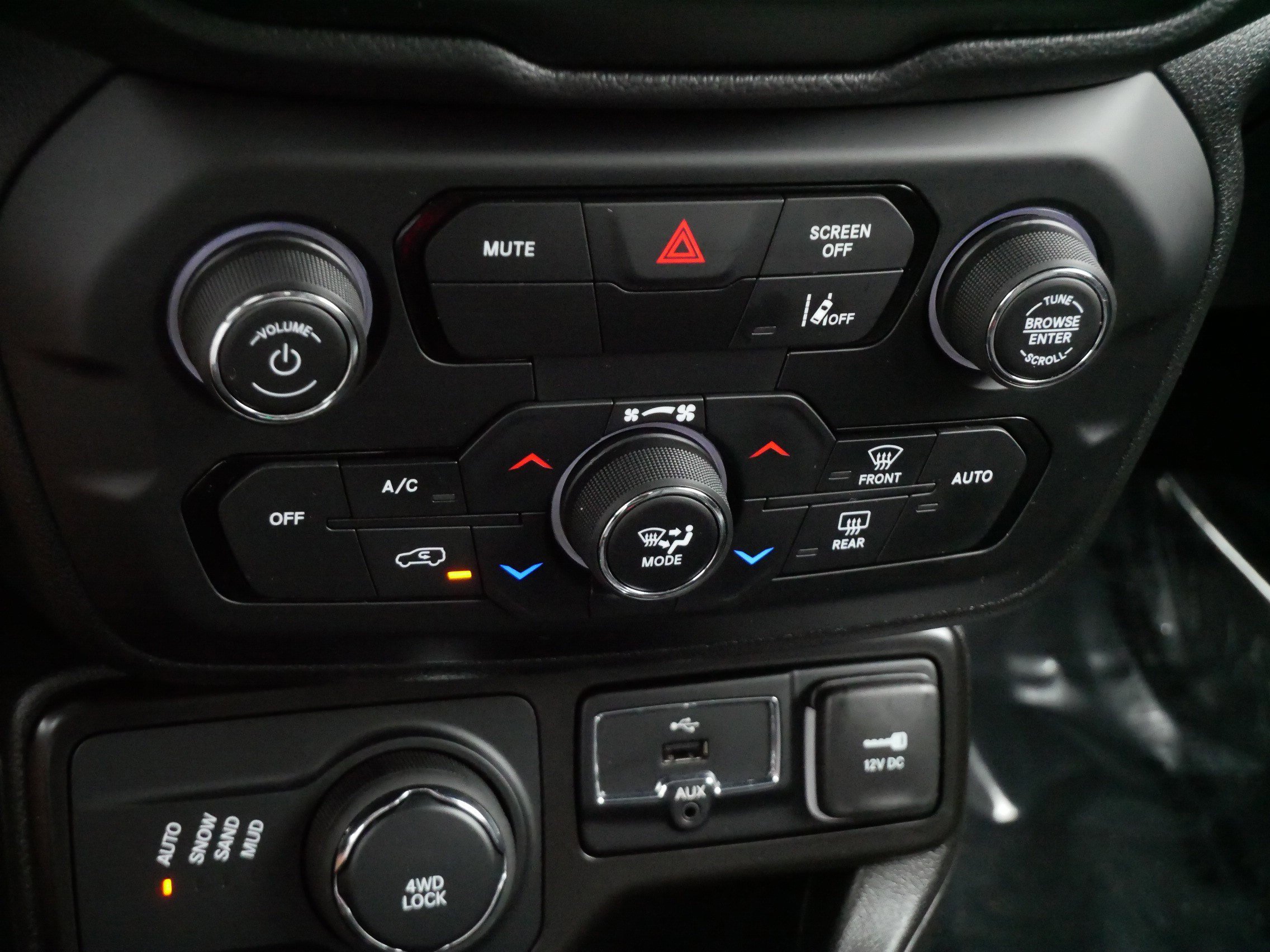 Used 2023 Jeep Renegade Limited AWD/4WD image 22