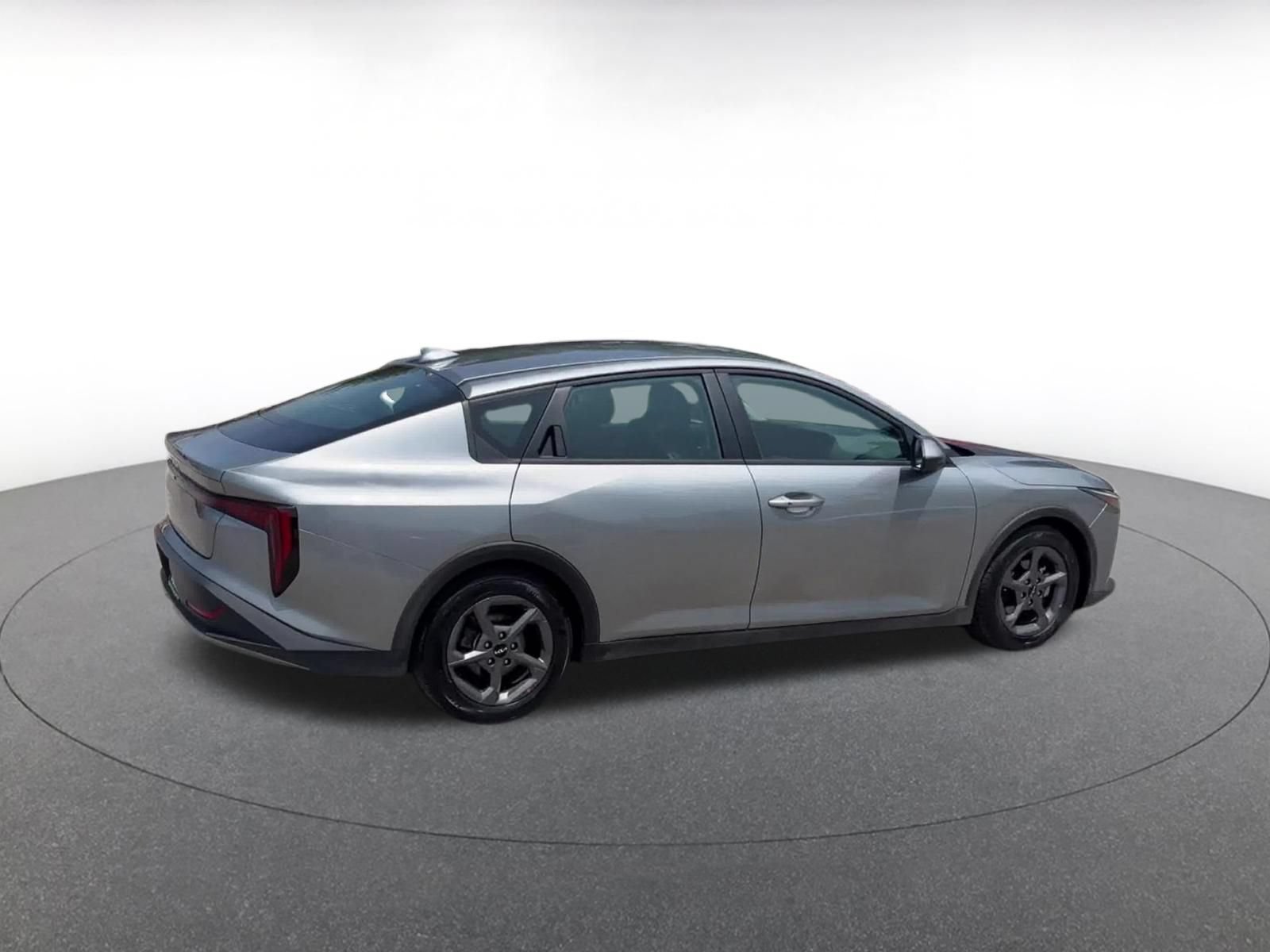 Used 2025 Kia K4 FWD image 15