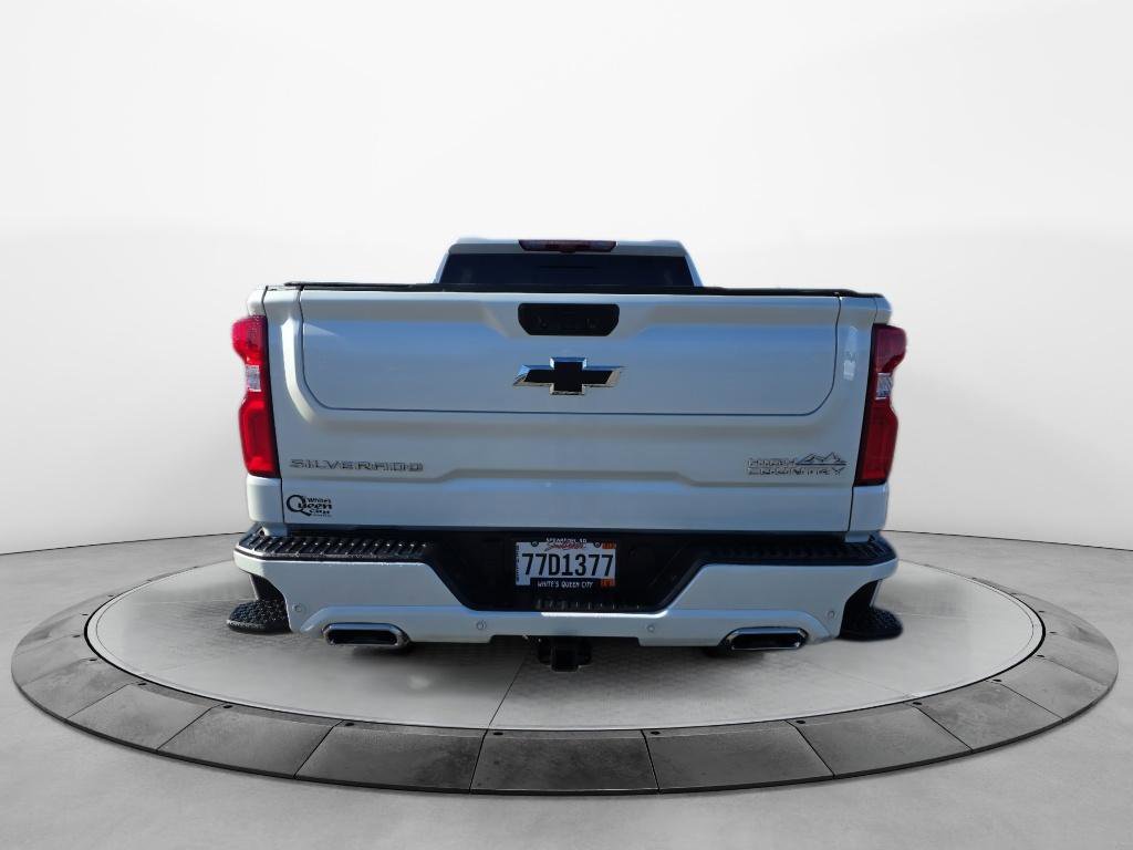 Used 2025 Chevrolet Silverado 1500 High Country w/ High Country Premium Package image 8