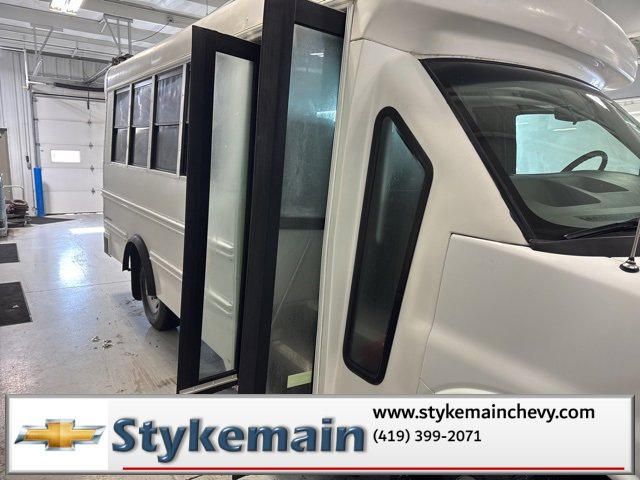 Used 2013 Chevrolet Express 3500 w/ School Bus Package image 12