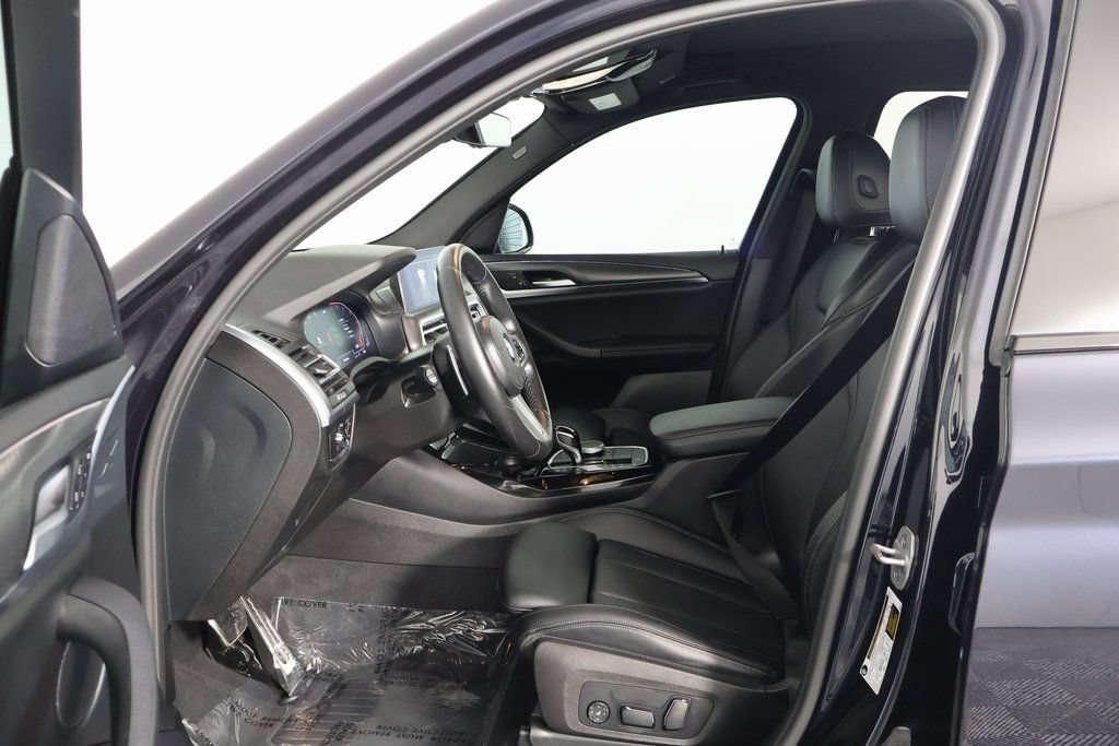 Used 2024 BMW X3 sDrive30i w/ M Sport Package RWD image 10