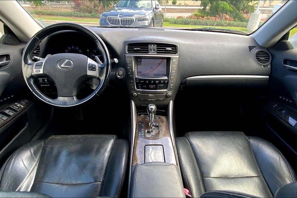 Used 2015 Lexus IS 250C w/ Luxury Package RWD image 13