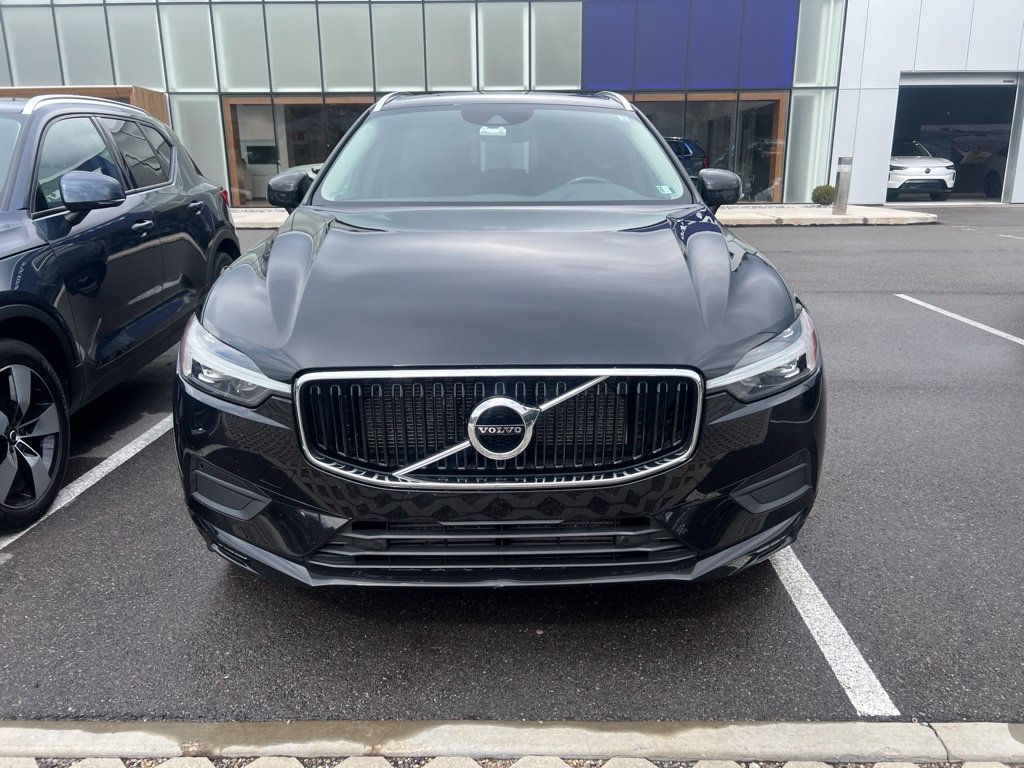 Used 2021 Volvo XC60 T5 Momentum w/ Premium Package
