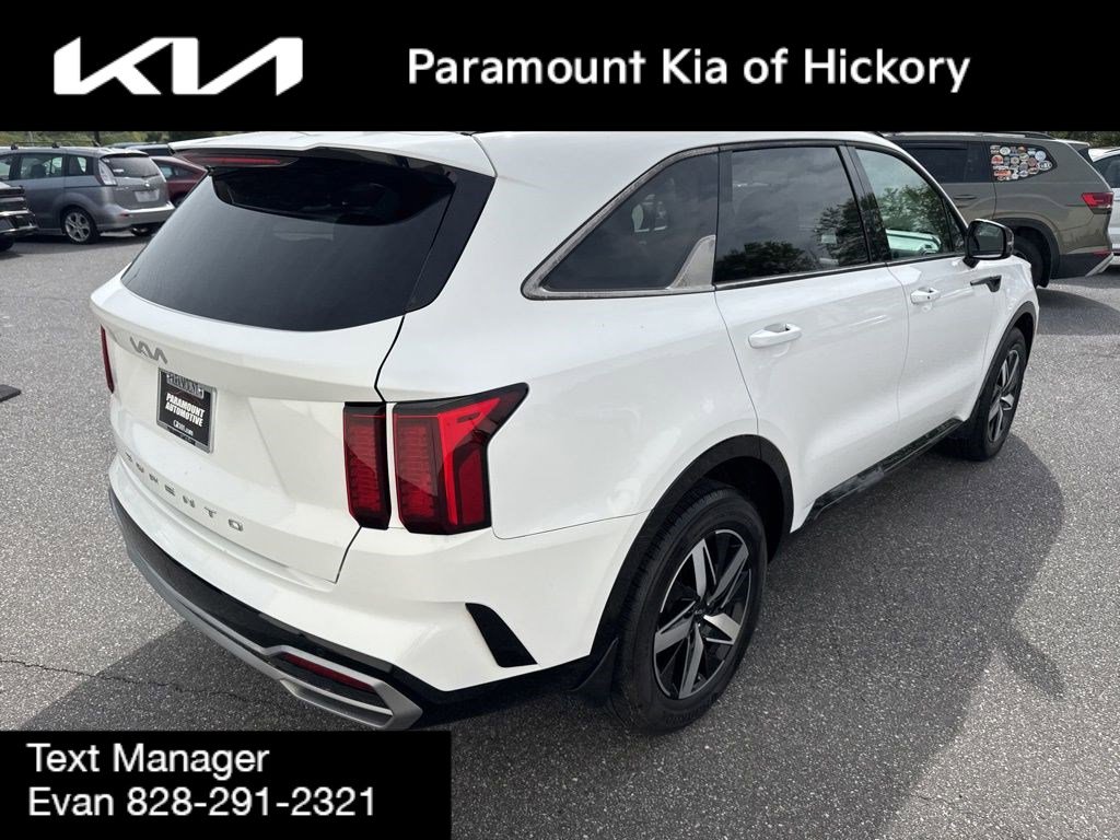 Used 2022 Kia Sorento EX image 7