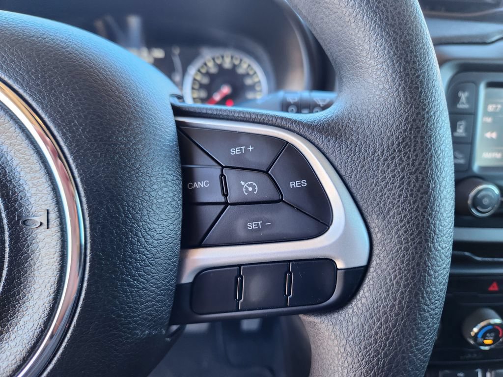 Used 2020 Jeep Renegade Sport w/ Sport Appearance Group FWD image 19