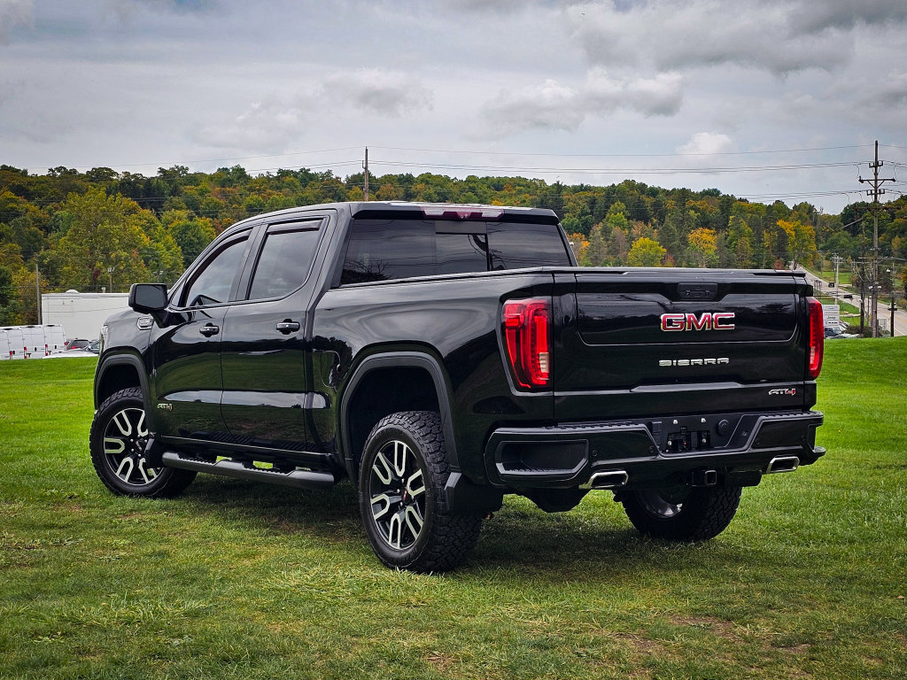 Used 2020 GMC Sierra 1500 AT4 w/ AT4 Premium Package AWD/4WD image 8