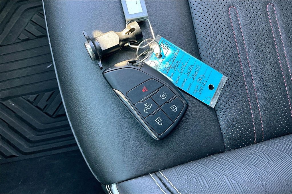 Used 2024 GMC Sierra 2500 AT4X w/ AT4X AEV Edition image 11