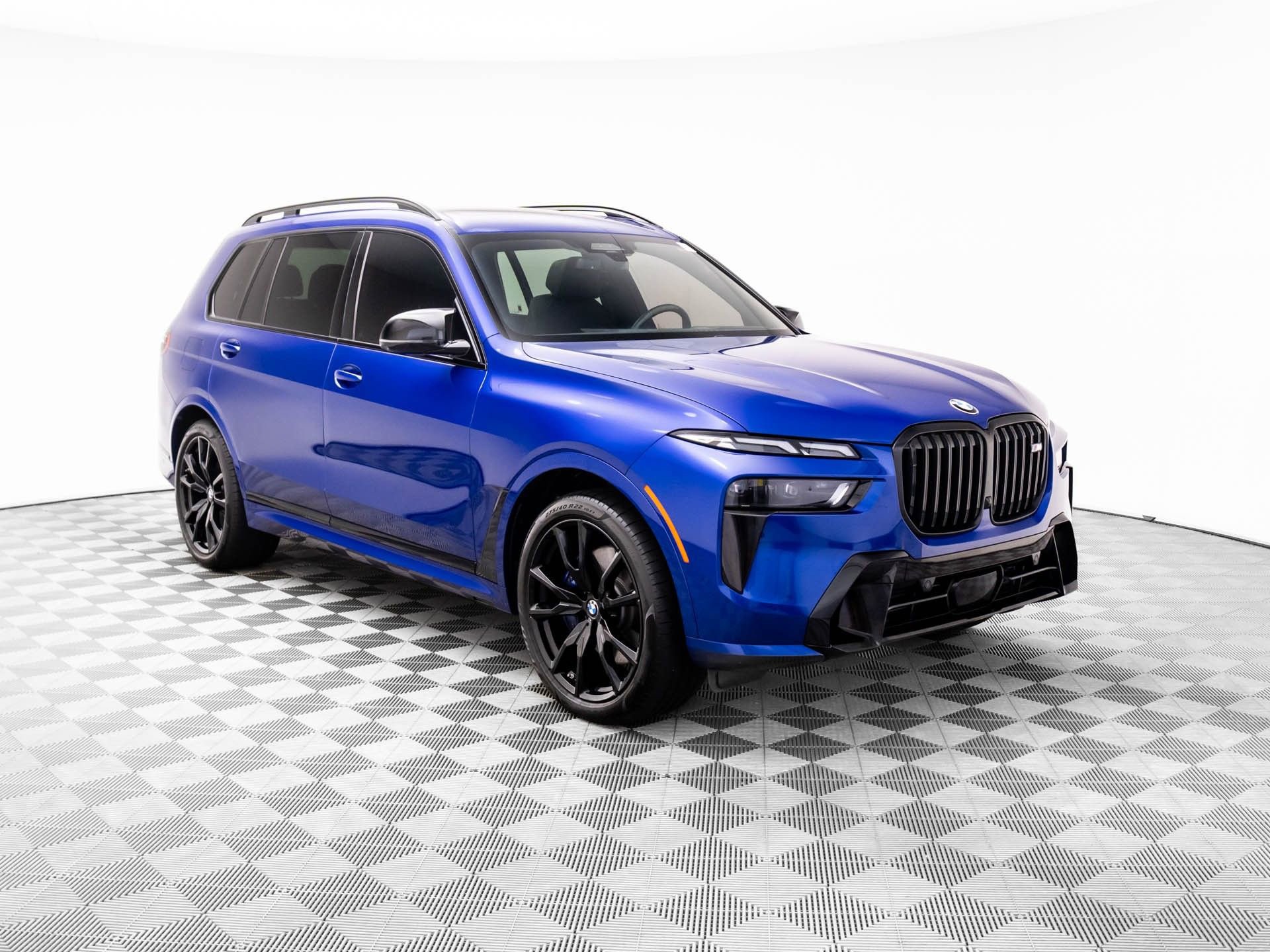 Certified 2024 BMW X7 M60i image 7