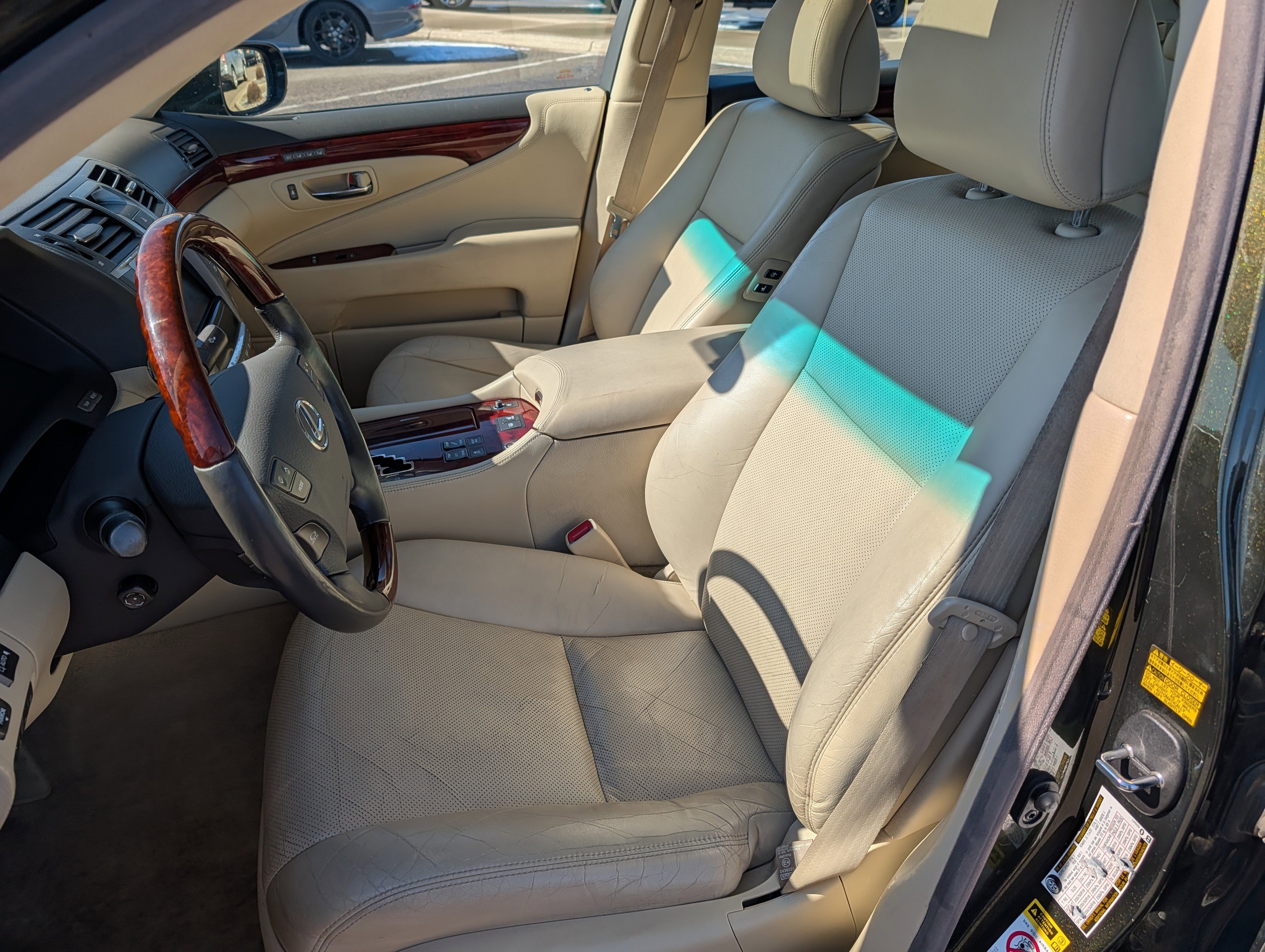 Used 2010 Lexus LS 460 AWD image 21