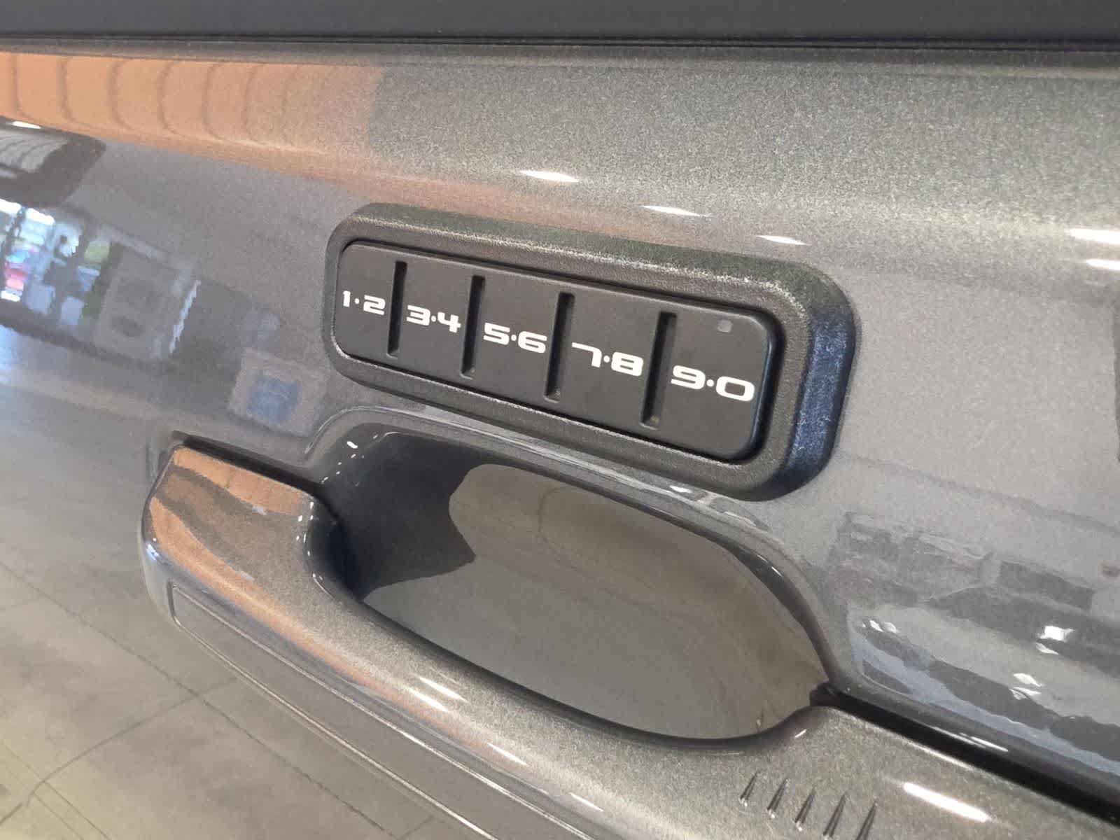 Used 2026 Ford Maverick Lobo AWD/4WD image 15