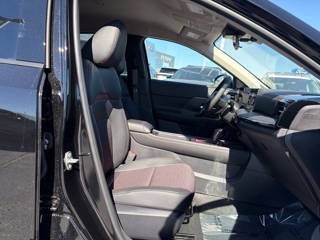 New 2027 Nissan Kicks SR FWD image 21
