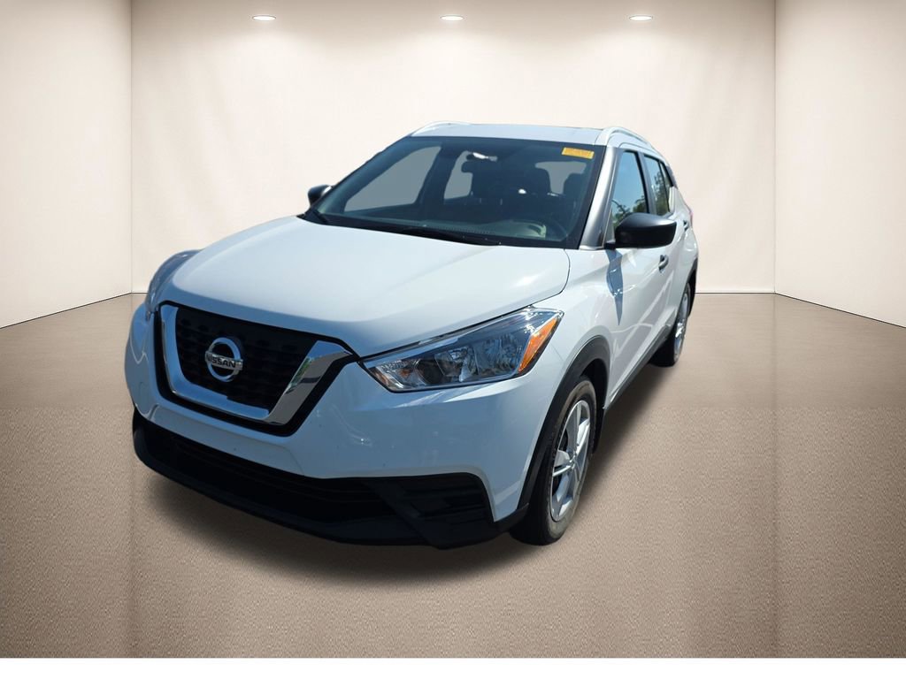 Used 2018 Nissan Kicks S FWD image 15