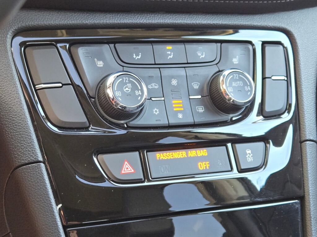 Used 2019 Buick Encore Essence w/ Experience Buick Package image 29