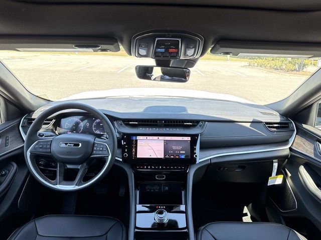 New 2026 Jeep Grand Cherokee L Limited image 13