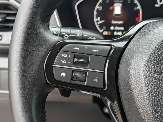 Used 2025 Honda Pilot Touring image 22