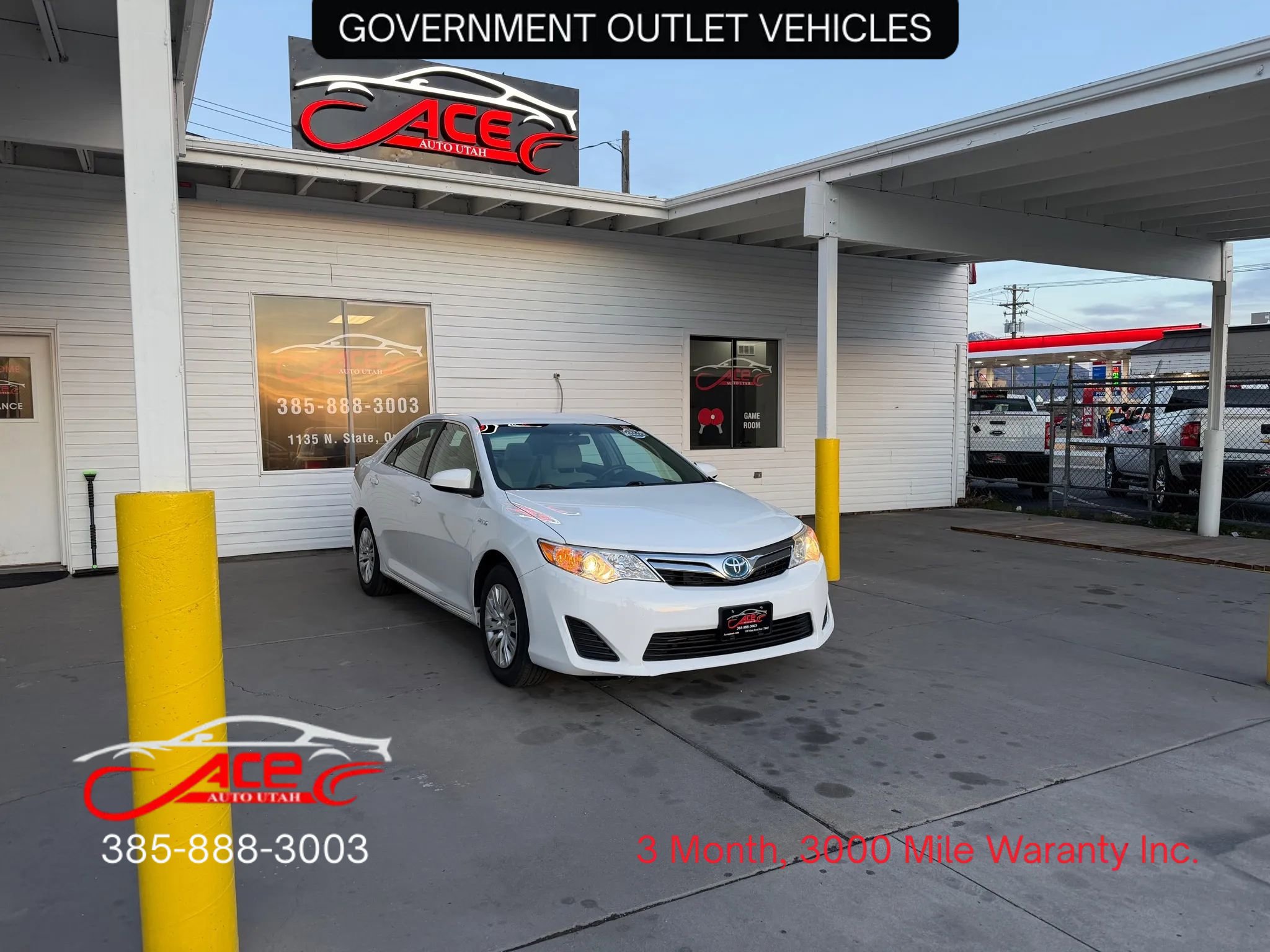 Used 2014 Toyota Camry LE w/ Fleet Convenience Package image 1