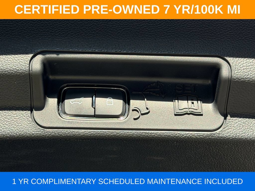 Used 2023 Ford Explorer XLT w/ Equipment Group 202A AWD/4WD image 25